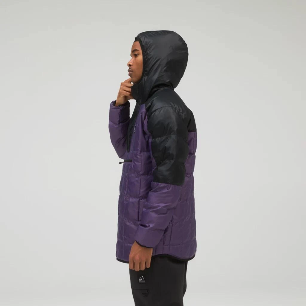 商品New Balance|NB AT Iridescent Puffer Jacket,价格¥978,第2张图片详细描述