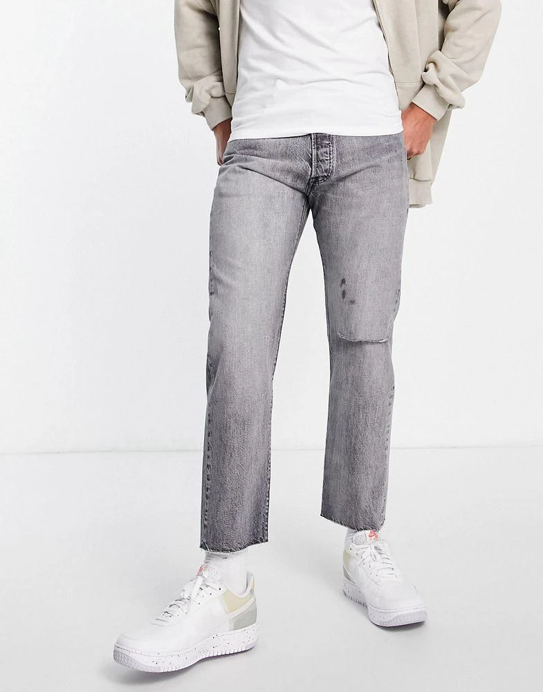 商品Levi's|Levi's 501 '93 crop jeans in grey wash with knee rip,价格¥391,第4张图片详细描述