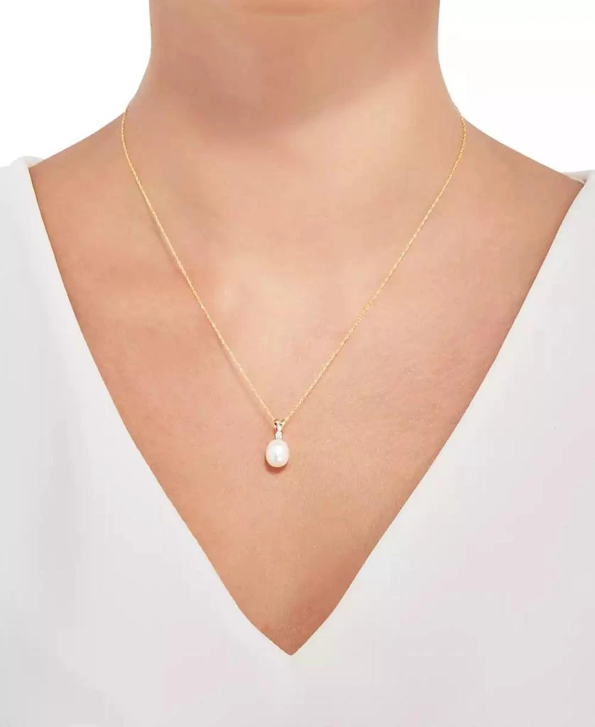 商品Honora|Cultured Freshwater Pearl (8mm) and Diamond Accent Pendant Necklace in 14k Gold,价格¥1029,第2张图片详细描述