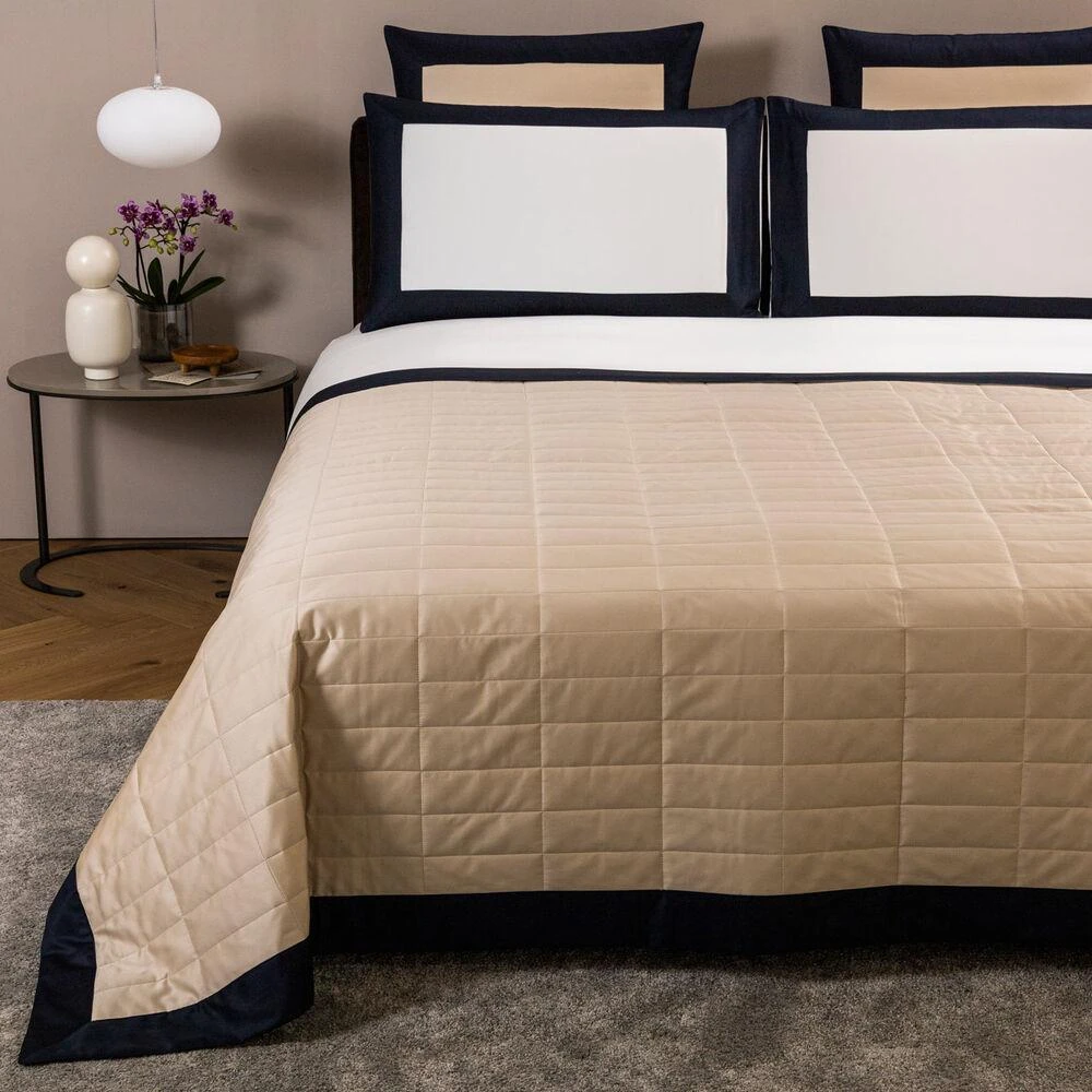 Frette Rectangular Light Quilt 商品