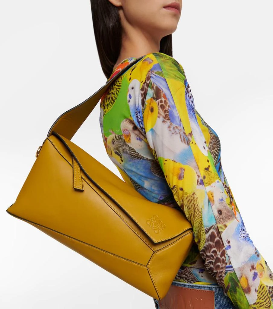 商品Loewe|Puzzle slouchy leather shoulder bag,价格¥19113,第2张图片详细描述