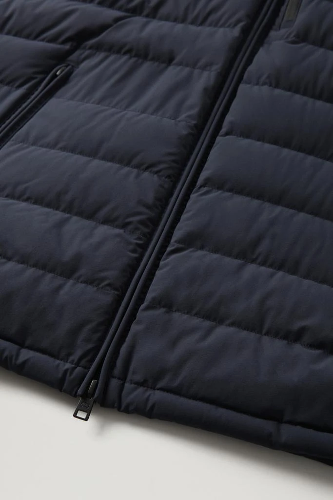 商品Woolrich|Stretch Nylon Sundance Hooded Hybrid Jacket,价格¥2575,第5张图片详细描述