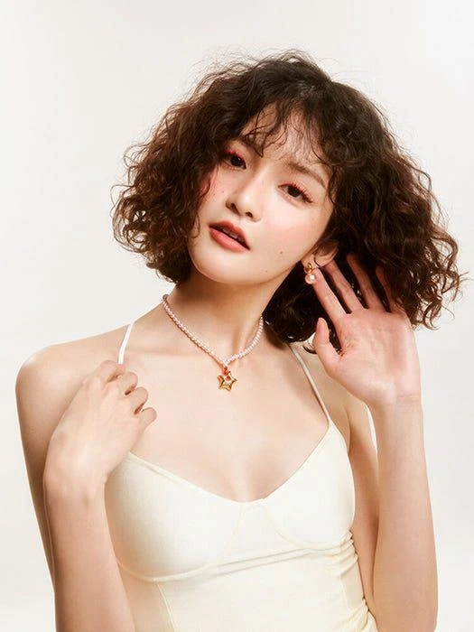 商品August Harmony|Good Vibe Star Pearl Necklace_Red,价格¥662,第3张图片详细描述