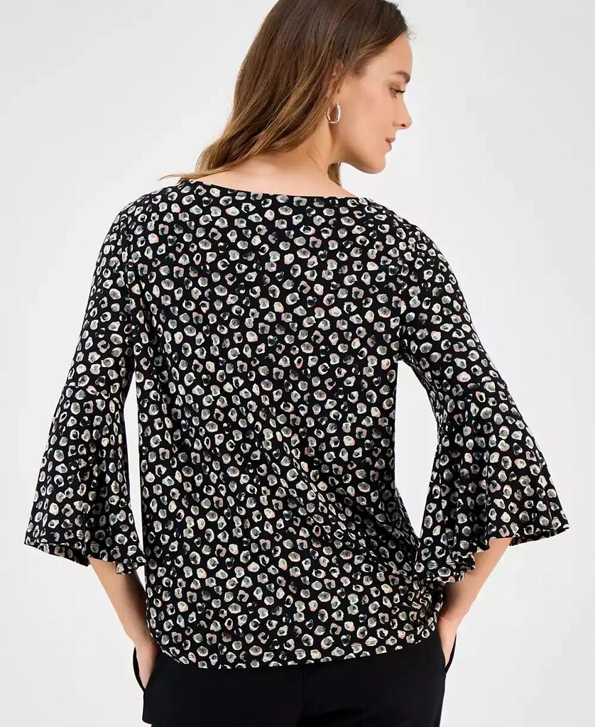 商品Kasper|Women's Printed V-Neck Flare-Sleeve Top,价格¥438,第4张图片详细描述