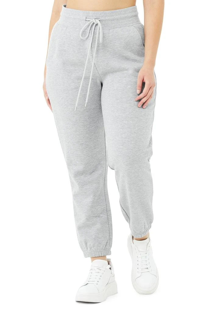 商品Alo|7/8 Easy Sweatpant - Athletic Heather Grey,价格¥600,第5张图片详细描述