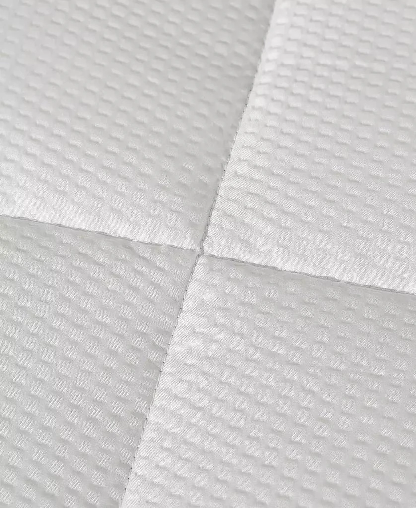 商品UNIKOME|Lightweight Down Alternative Comforter,价格¥944,第3张图片详细描述