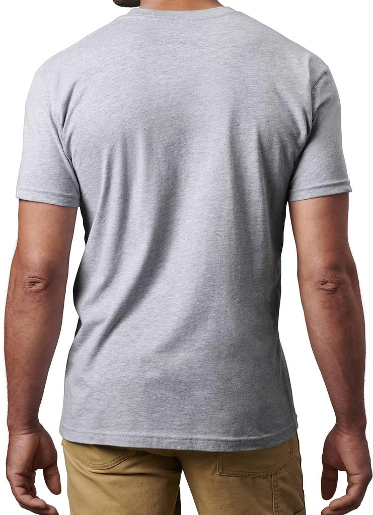 商品YETI|YETI Men's Logo Badge Duck Camo Short Sleeve T-Shirt,价格¥206,第2张图片详细描述