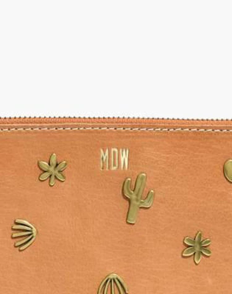 商品Madewell|The Leather Pouch Clutch: Southwestern Rivet Edition,价格¥354,第3张图片详细描述