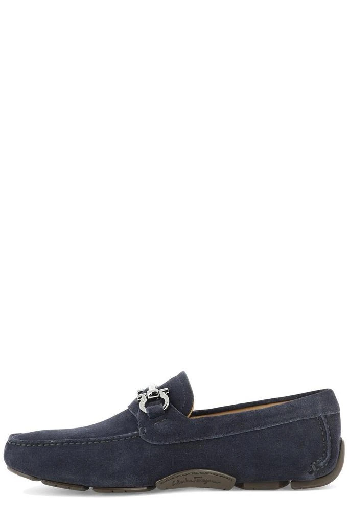 商品Salvatore Ferragamo|Ferragamo Logo Plaque Slip-On Loafers,价格¥3091,第2张图片详细描述