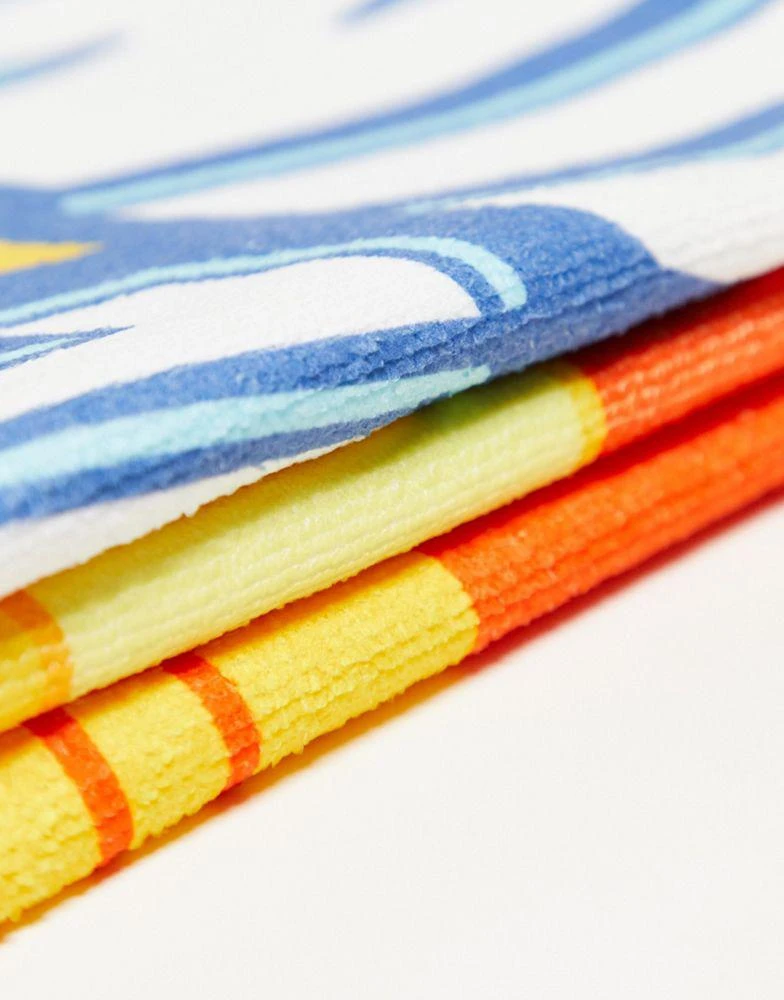 商品Skinnydip|Skinnydip Vitamin D slogan towel in orange,价格¥207,第2张图片详细描述