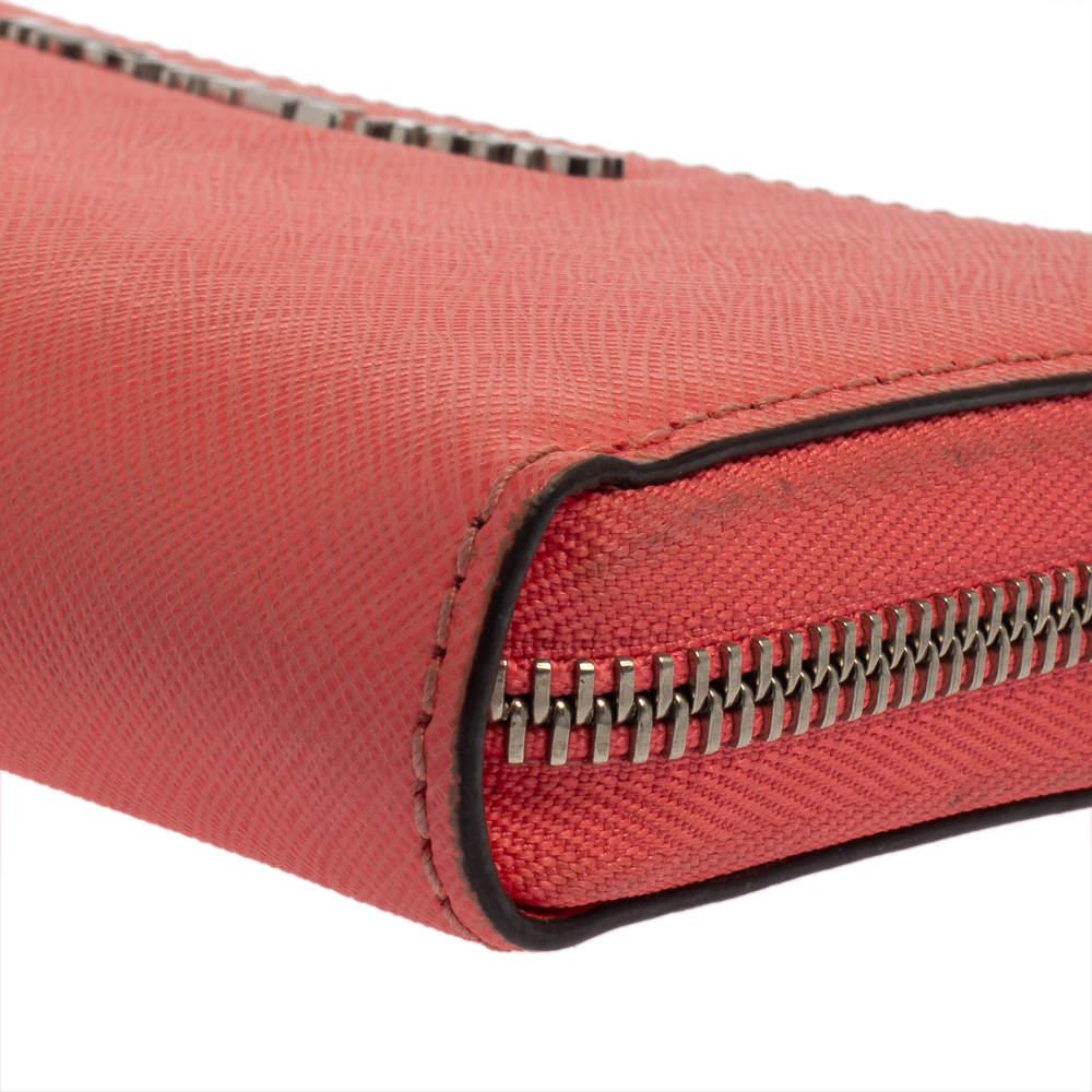 Michael Kors Pink Leather Zip Around Wristlet Wallet商品第10张图片规格展示