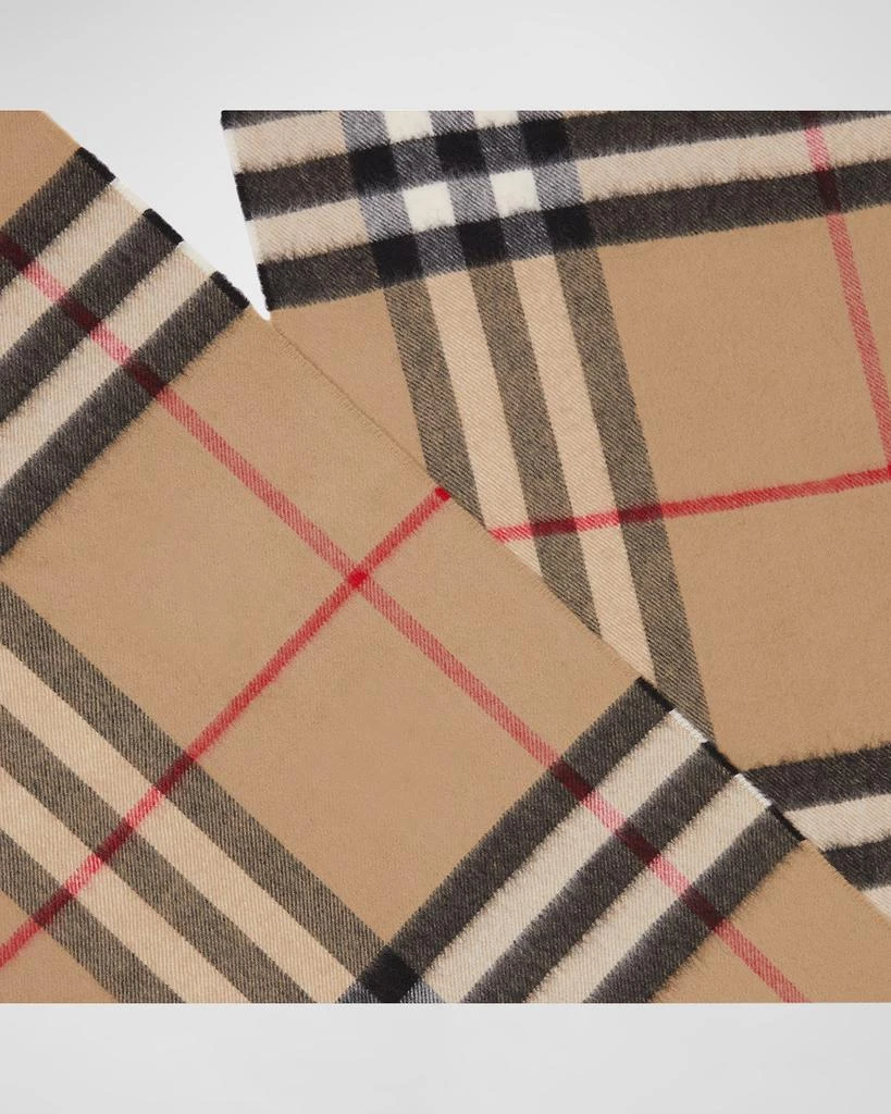 商品Burberry|Giant Check Cashmere Scarf,价格¥3453,第5张图片详细描述