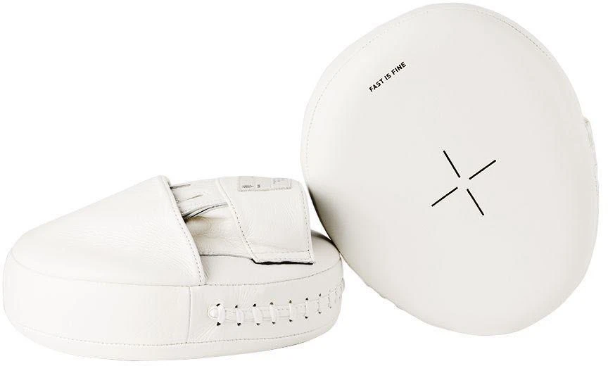 商品UNIQ|White Air Pads,价格¥1322,第2张图片详细描述