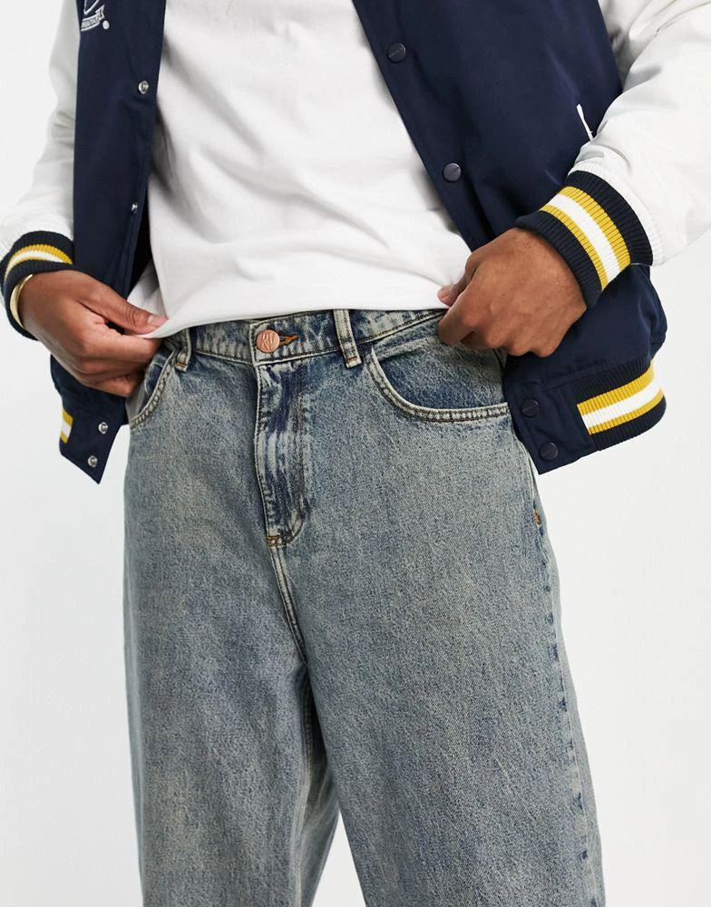 商品Reclaimed Vintage|Reclaimed Vintage inspired 90s baggy dad jean in antique wash,价格¥151,第3张图片详细描述