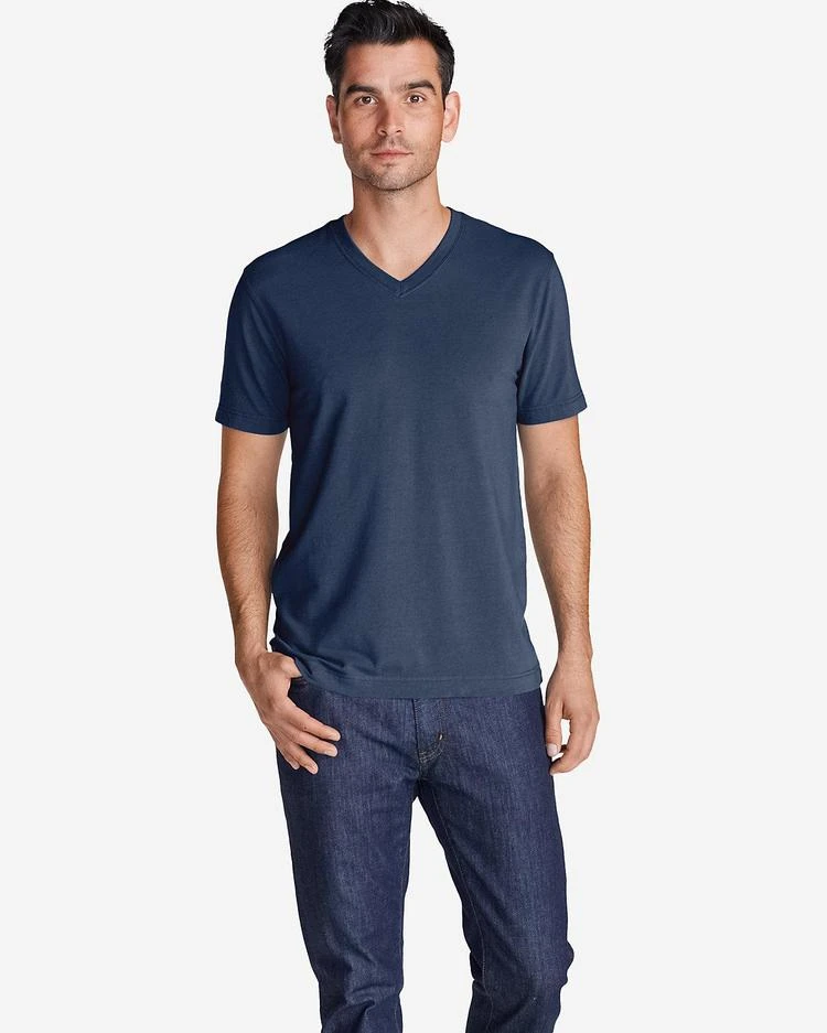 商品Eddie Bauer|Men&#39;s Lookout Short-Sleeve V-Neck T-Shirt,价格¥224,第2张图片详细描述