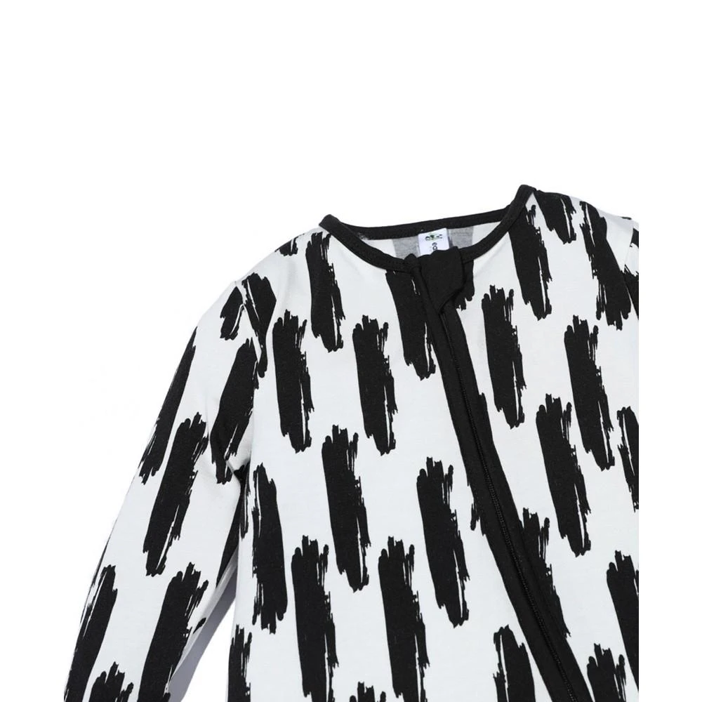 商品Earth Baby Outfitters|Baby Boys Bamboo Hand Brush 2 Way Zippy Coverall,价格¥224,第2张图片详细描述