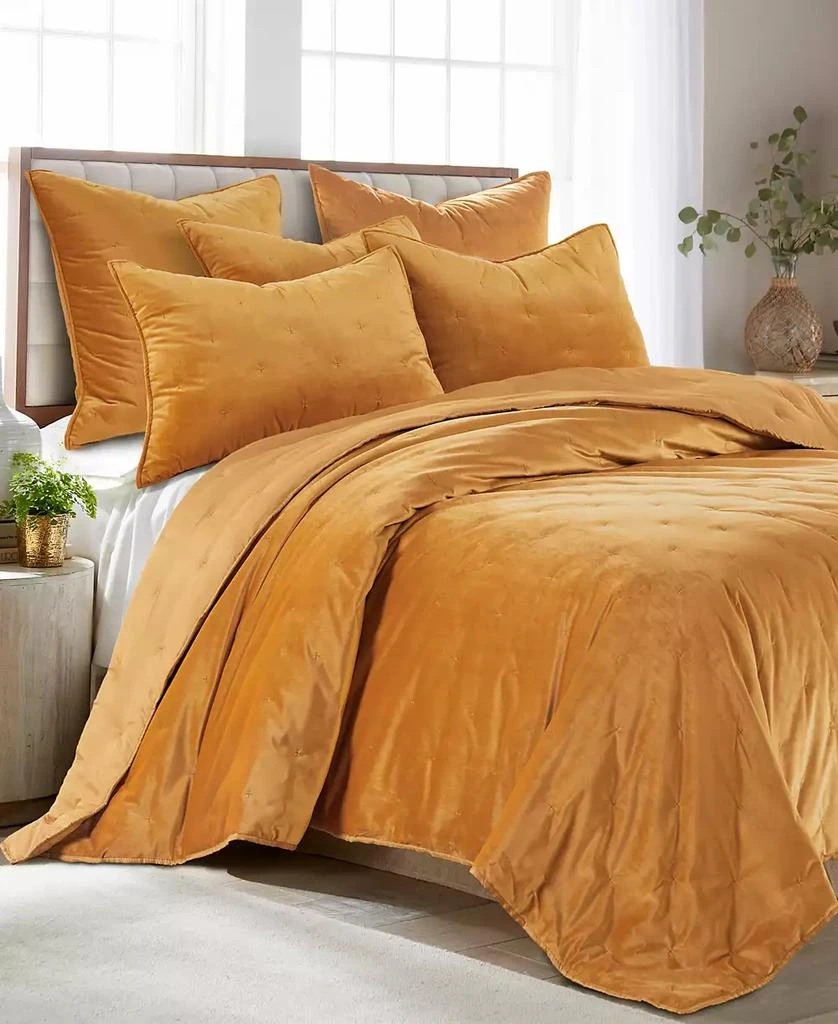 商品Levtex|Calabria Velvet Quilt,价格¥182,第1张图片详细描述