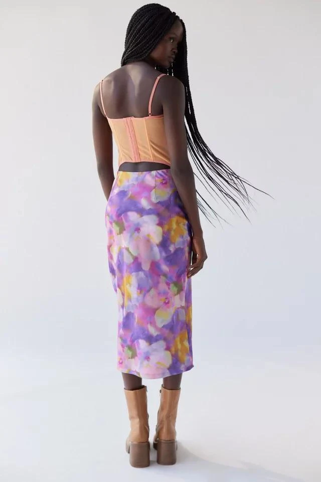 商品Urban Outfitters|UO Edy Satin Midi Skirt,价格¥150-¥150,第2张图片详细描述