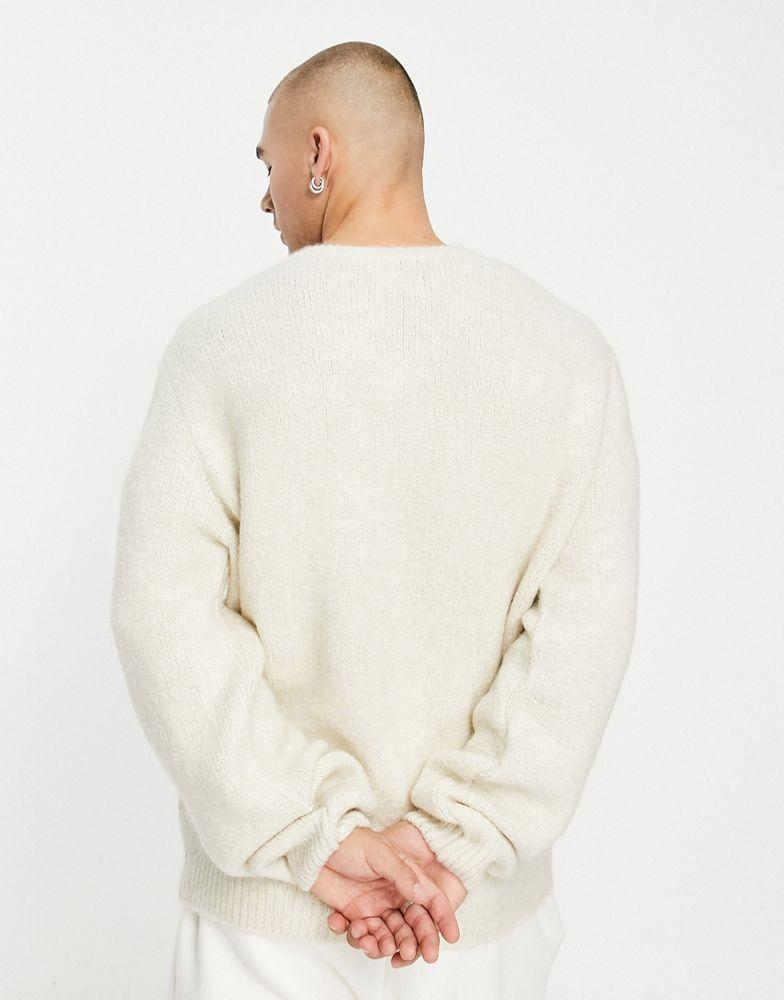 ASOS DESIGN relaxed V-neck knitted jumper in beige商品第2张图片规格展示