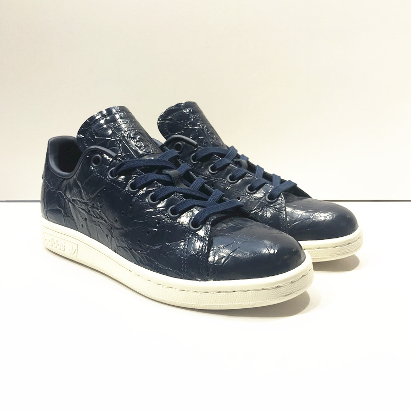 商品[国内直发] Adidas|女板鞋,价格¥407,第2张图片详细描述