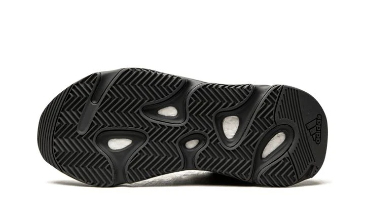 Adidas Yeezy 700 MNVN 商品