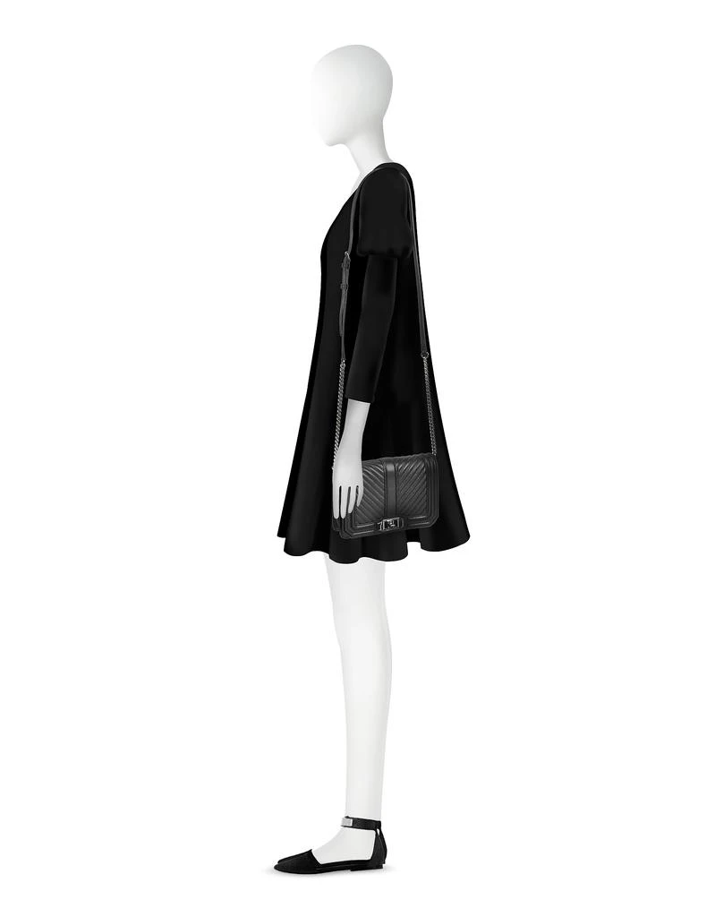 商品Rebecca Minkoff|黑色雪佛龙绗缝皮革小号Love 斜挎包,价格¥1304,第3张图片详细描述