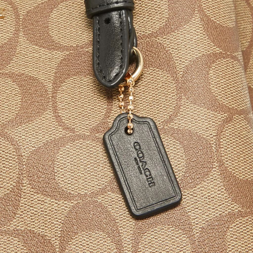 商品Coach|Coach Beige/Black Signature Coated Canvas and Leather Molly 25 Tote,价格¥2645,第5张图片详细描述