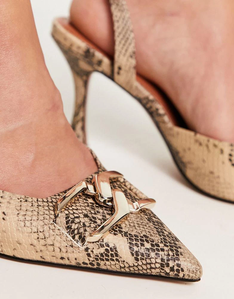 商品ASOS|ASOS DESIGN Wide Fit Sommers chain detail mid heeled shoes in snake,价格¥219,第3张图片详细描述