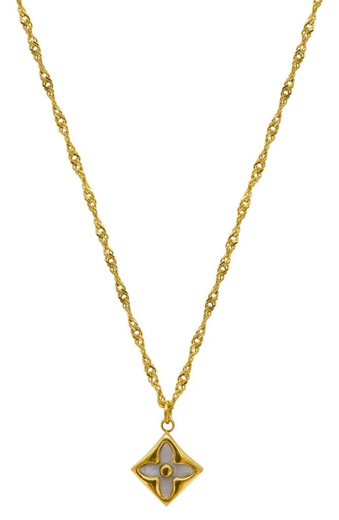 商品ADORNIA|Water Resistant White Mother of Pearl Flower Pendant Necklace,价格¥188,第1张图片