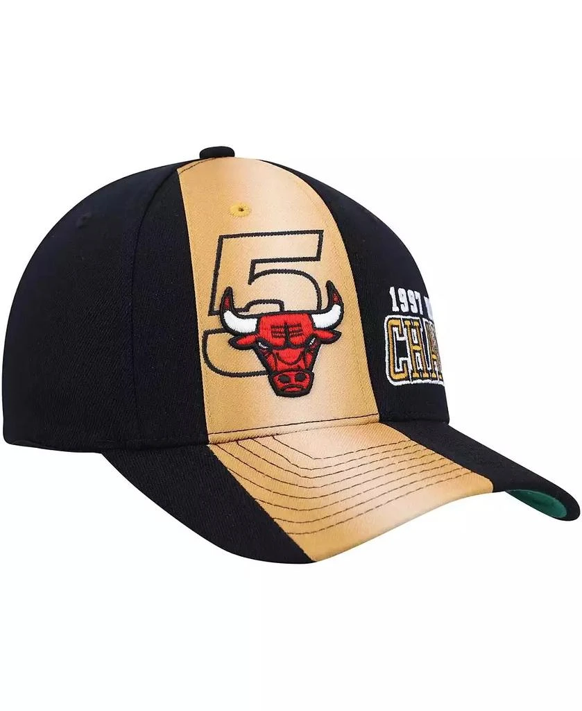 商品Mitchell and Ness|Men's Black Chicago Bulls Hardwood Classics 1997 NBA Champions Stretch Snapback Hat,价格¥298,第2张图片详细描述