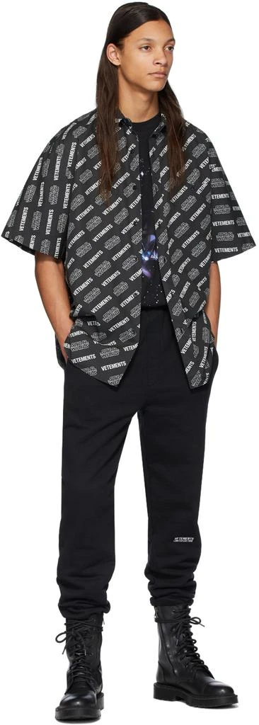 商品Vetements|Black STAR WARS Edition All Over Logo Short Sleeve Shirt,价格¥2766,第5张图片详细描述