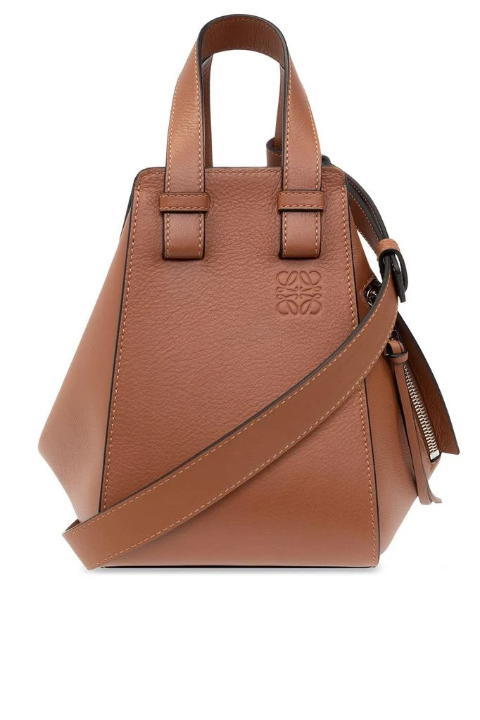 商品Loewe|Loewe Hammock Logo Embossed Shoulder Bag,价格¥25986,第1张图片