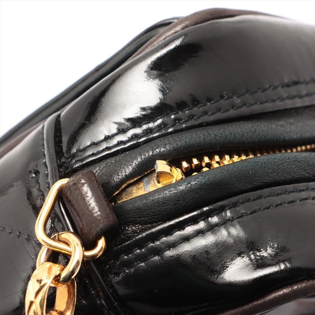 商品[二手商品] Chanel|Chanel Black Quilted Patent Leather CC Diana Camera Shoulder Bag,价格¥35529,第5张图片详细描述