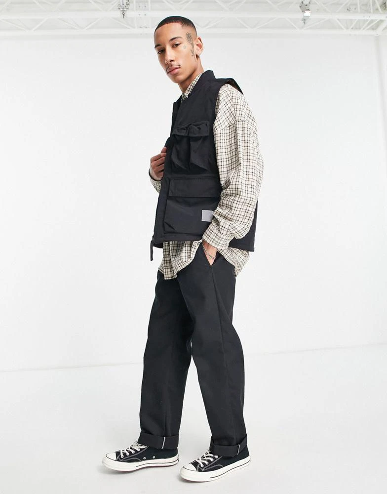 商品Carhartt|Carhartt WIP kilda fleece lined utility vest in black,价格¥1308,第2张图片详细描述