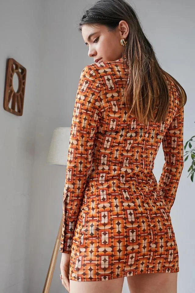 商品Urban Outfitters|UO Sharon 70s Geo Button-Through Mesh Shirt Dress,价格¥525,第4张图片详细描述