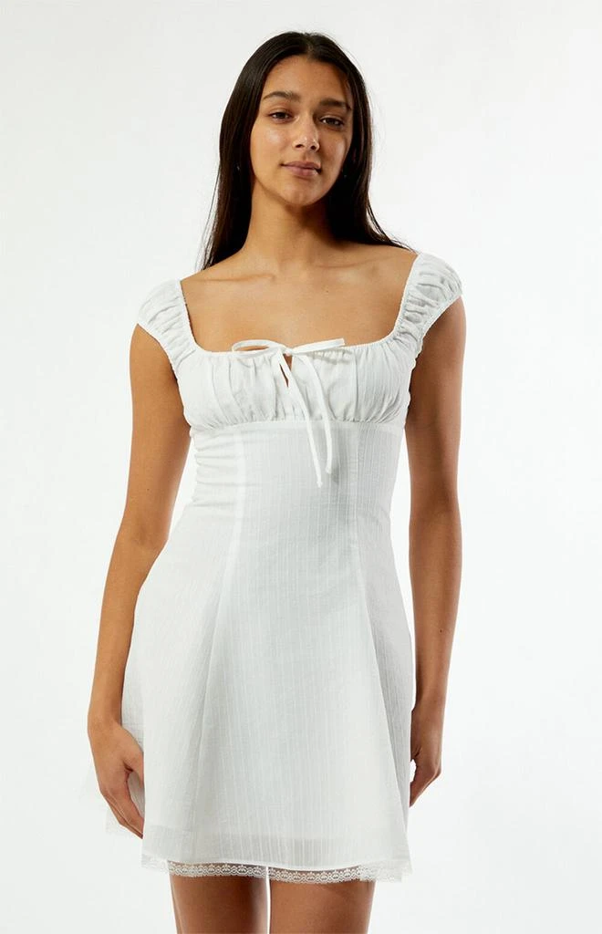 商品Your Favorite|Maggie Tie Front Ruched Mini Dress,价格¥318,第3张图片详细描述