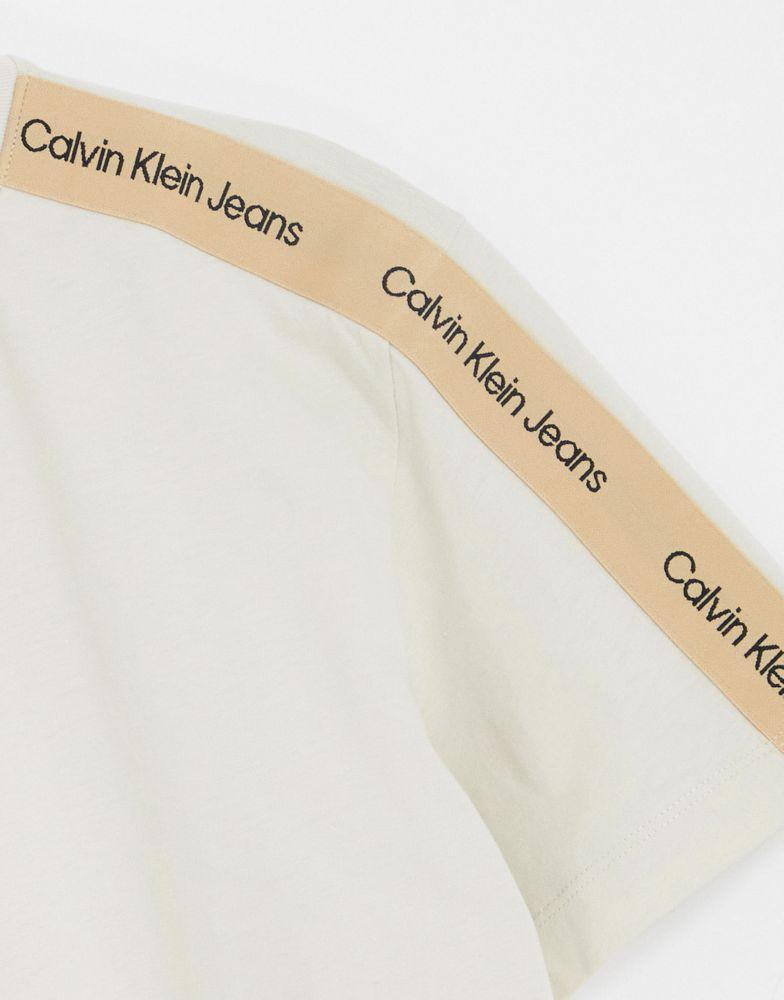 商品Calvin Klein|Calvin Klein Jeans contrast shoulder tape t-shirt in stone,价格¥403,第6张图片详细描述