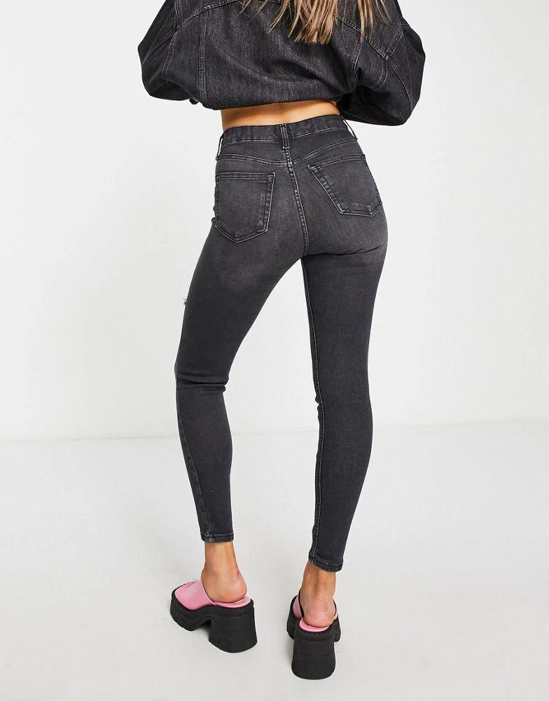 商品Topshop|Topshop Jamie jeans with thigh rip in washed black,价格¥175,第2张图片详细描述