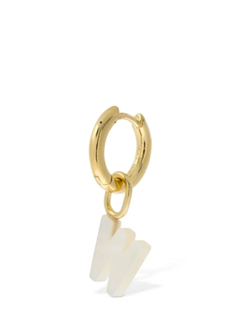 商品Maria Black|Lucid Letter "w" Mono Huggie Earring,价格¥231,第2张图片详细描述