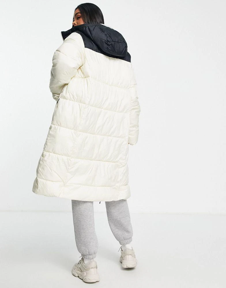 商品Columbia|Columbia Puffect long line puffer coat in beige/black Exclusive at ASOS,价格¥955,第2张图片详细描述