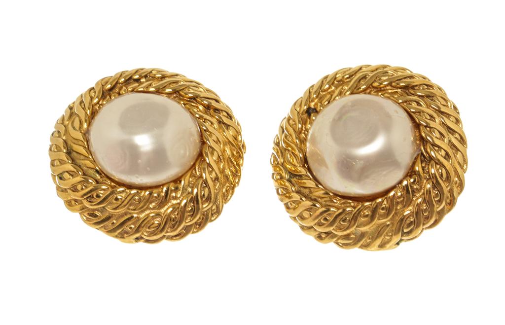 Chanel Gold Tone CC Braided Earrings商品第1张图片规格展示