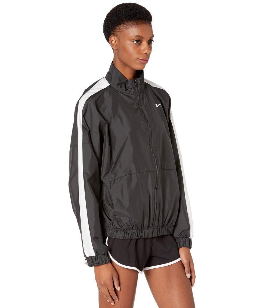 商品Reebok|Training Essentials Linear Logo Jacket,价格¥188,第6张图片详细描述