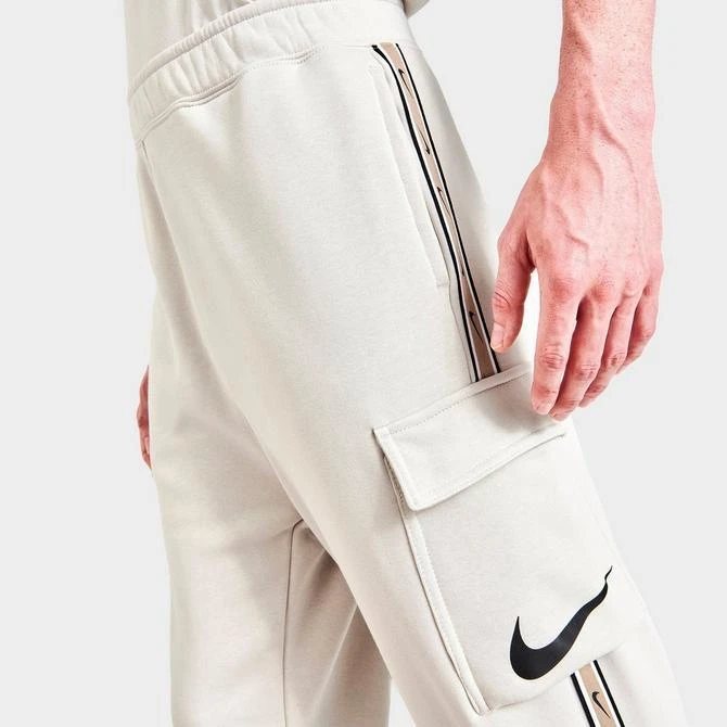 Nike Sportswear Repeat Tape Fleece Cargo Jogger Pants 商品