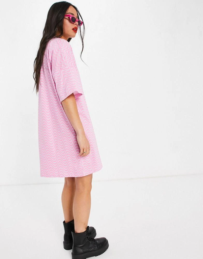 商品The Ragged Priest|The Ragged Priest oversized t-shirt dress with embroidered logo in wave print,价格¥253,第2张图片详细描述