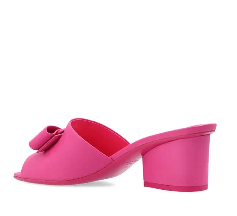 商品Salvatore Ferragamo|Salvatore Ferragamo Ladies Hot Pink Leather Viva 55 Sandals, Size 7.5 D,价格¥3224,第2张图片详细描述