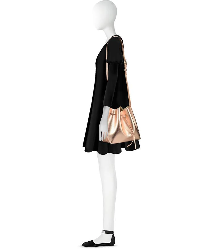 商品Lancaster|Lancaster Paris Pur Saffiano 皮革金属粉红色水桶包,价格¥2014,第3张图片详细描述