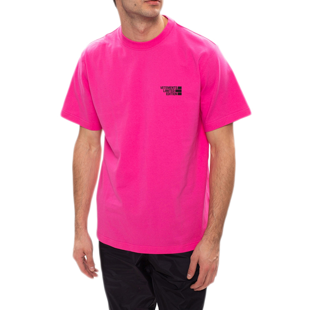 VETEMENTS 女士粉红色黑色字母徽标圆领短袖T恤 UE51TR720P-HOTPINK商品第4张图片规格展示