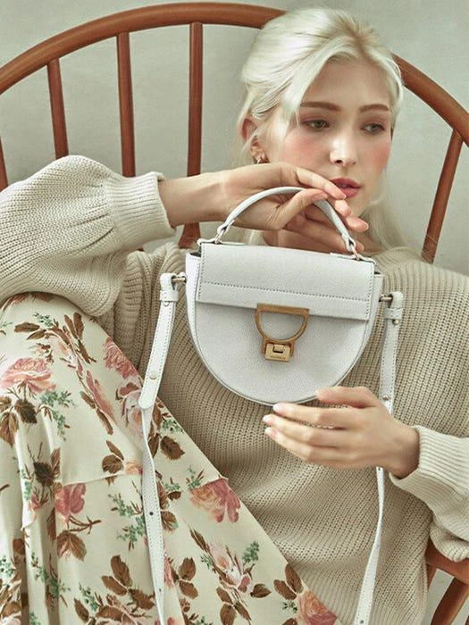 Arlettis Mignon Halfmoon Bag (3 Colors) 商品