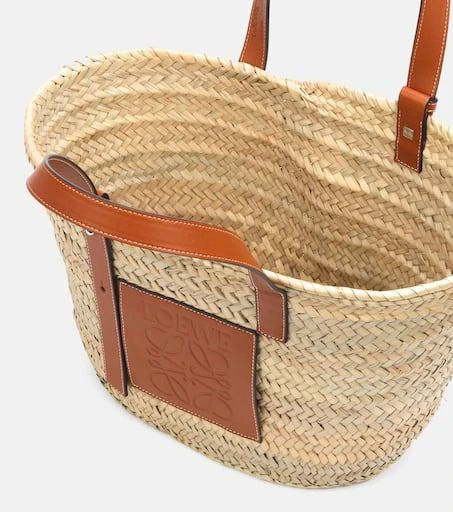 商品Loewe|Medium leather-trimmed 草编包,价格¥4953,第3张图片详细描述