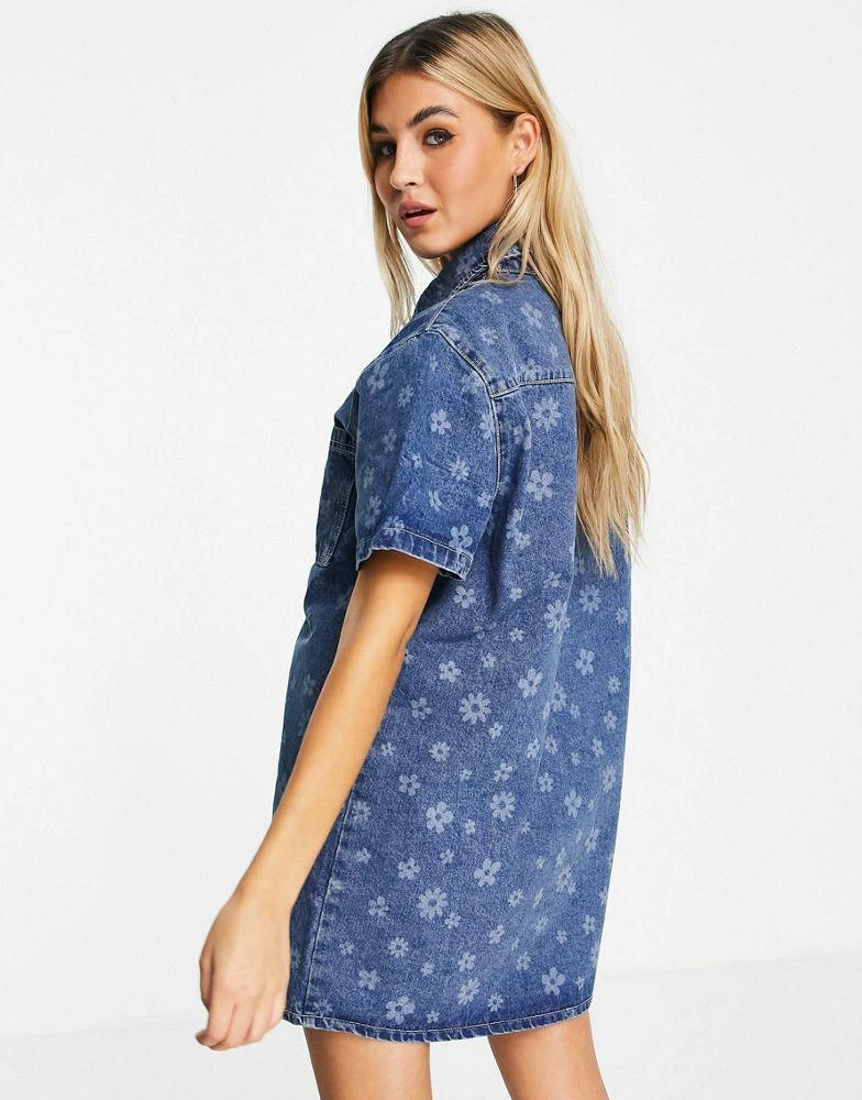 商品The Ragged Priest|The Ragged Priest oversized dress in daisy print denim,价格¥316,第2张图片详细描述